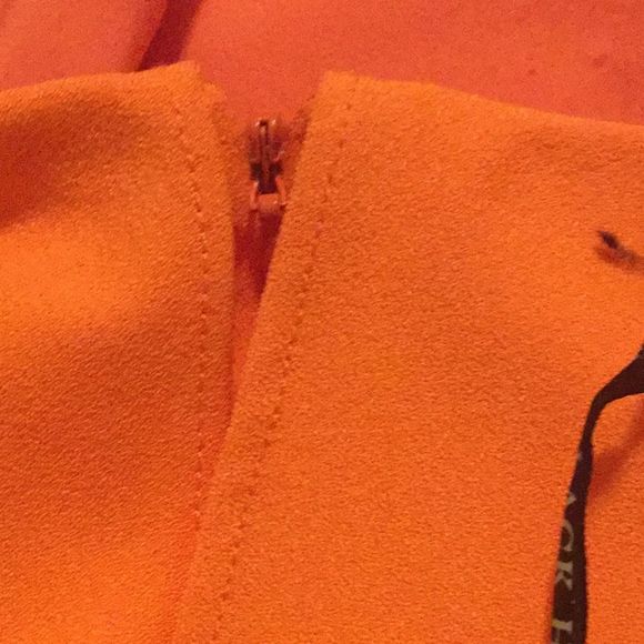 Black Halo Canyon Cold One Shoulder Kimora Sheath - Picture 8 of 13